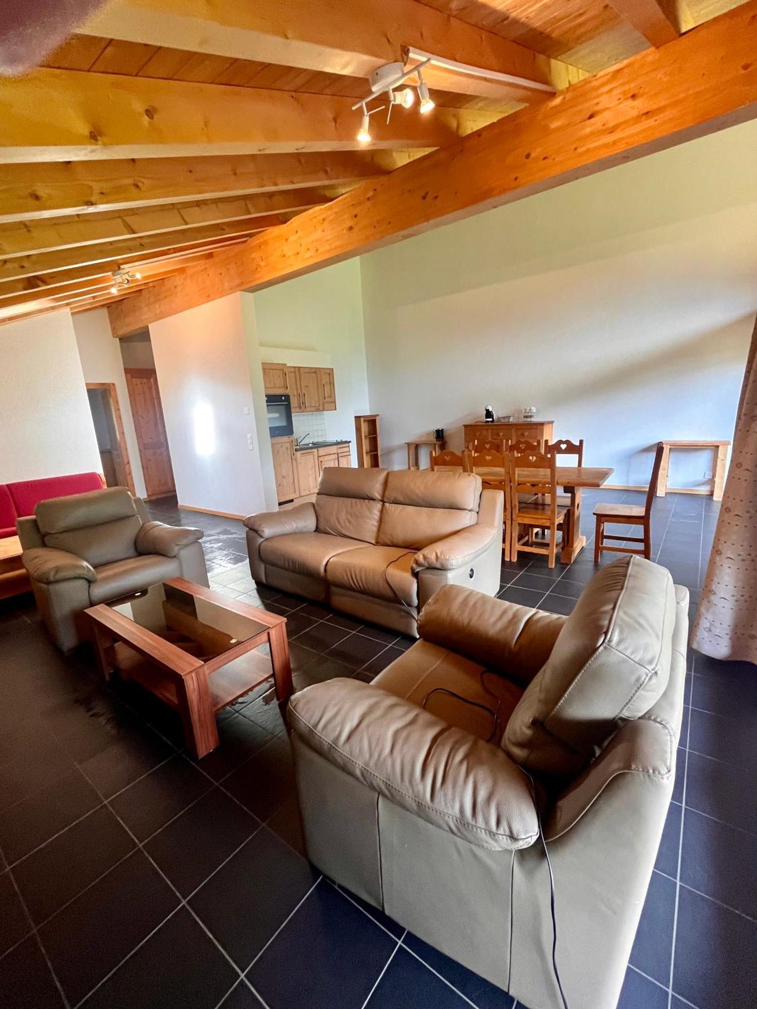 Aparthotel Mountain River Resort Val dʼIlliez Exteriör bild